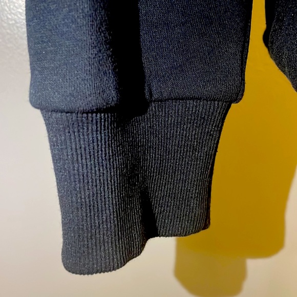 HURLEY Medium Sized Black Fleece Pullover Hoodie $68 - Picture 5 of 12